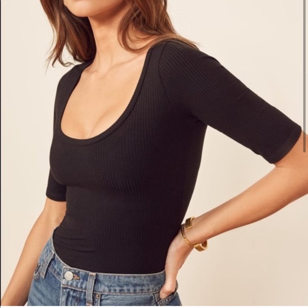 Reformation Delia Scoop Neck Ribbed Top